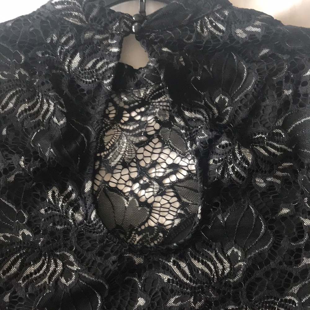 Dress - Picture 3 of 6